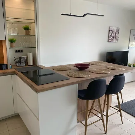 Parel Aan De Kust T10 Апартаменты *